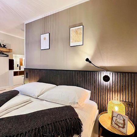 Bamo Studio - City Living Arkaden Appartement Klagenfurt am Woerthersee Buitenkant foto